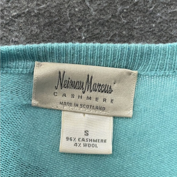 Neiman Marcus Aqua Size S Cashmere Cardigan - Picture 3 of 4
